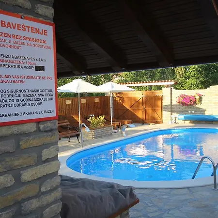 Guest house Alexandar *
