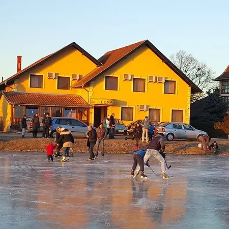 Alexandar Gasthof Palić